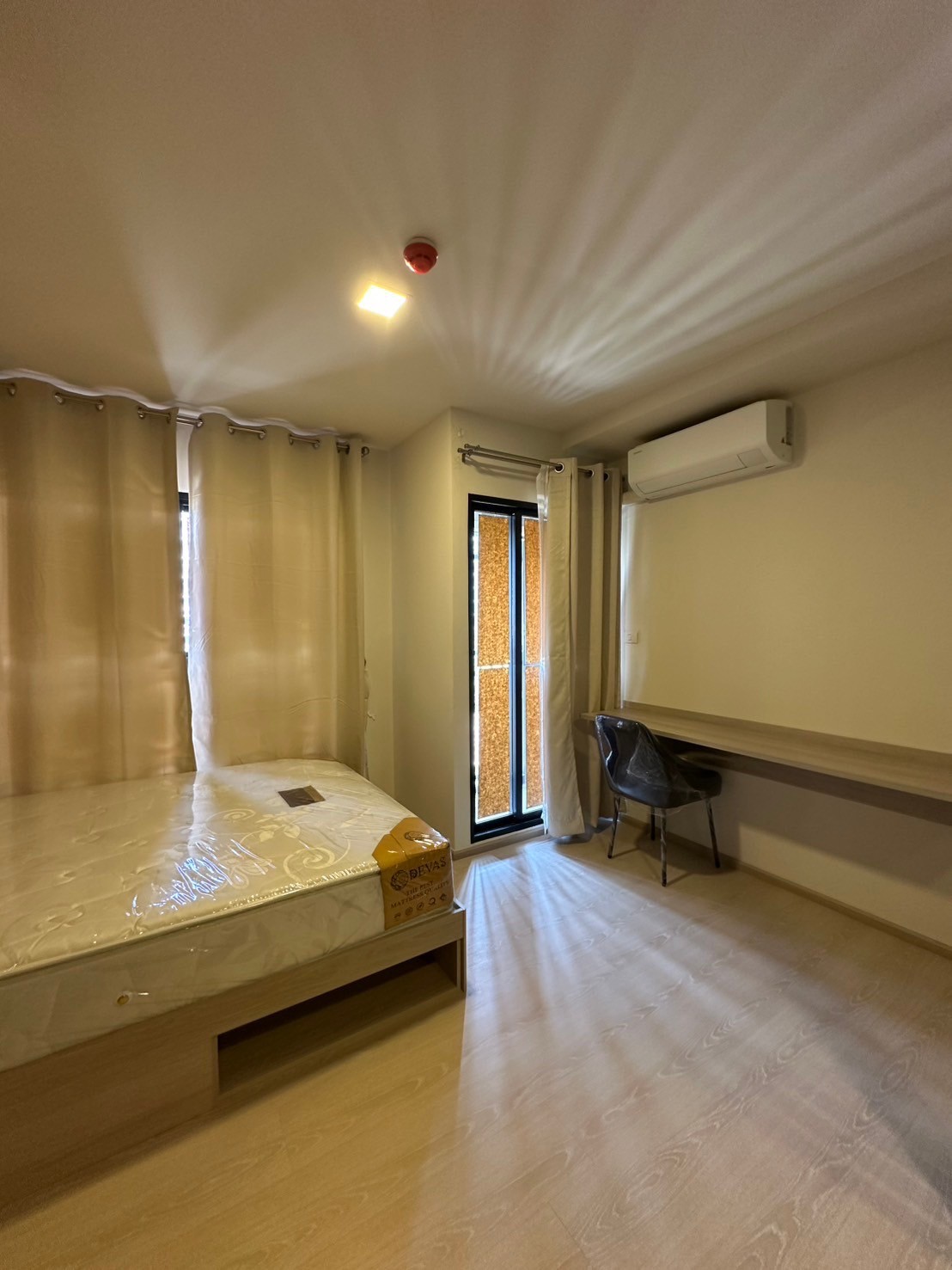 ให้เช่าคอนโด d condo shine rangsit ดีคอนโด ชายน์ รังสิต 1 ห้องนอน 1 ห้องน้ำ ขนาด 26 ตรม (มี 2 ห้องติดกันห้อง 65-66 )