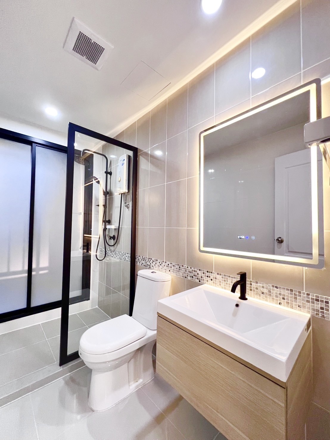 🔥ขายด่วน! คอนโดให้เช่า ที่ S1 Rama 9 (เอส วัน พระราม 9) ห้องแต่งครบ พร้อมอยู่ ใกล้รถไฟฟ้า MRT รามคำแหง 12 เพียง 700 เมตร! 🔥