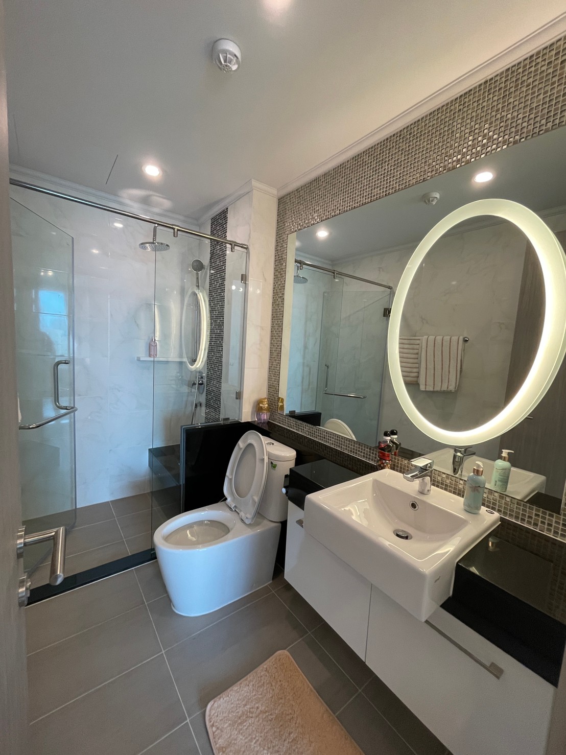 ให้เช่าราคาถูก คอนโด Supalai Oriental Sukhumvit 39 (ศุภาลัย โอเรียนทัล สุขุมวิท 39) ห้อง 1 ห้องนอน 1 ห้องน้ำ ขนาด 57 ตรม.