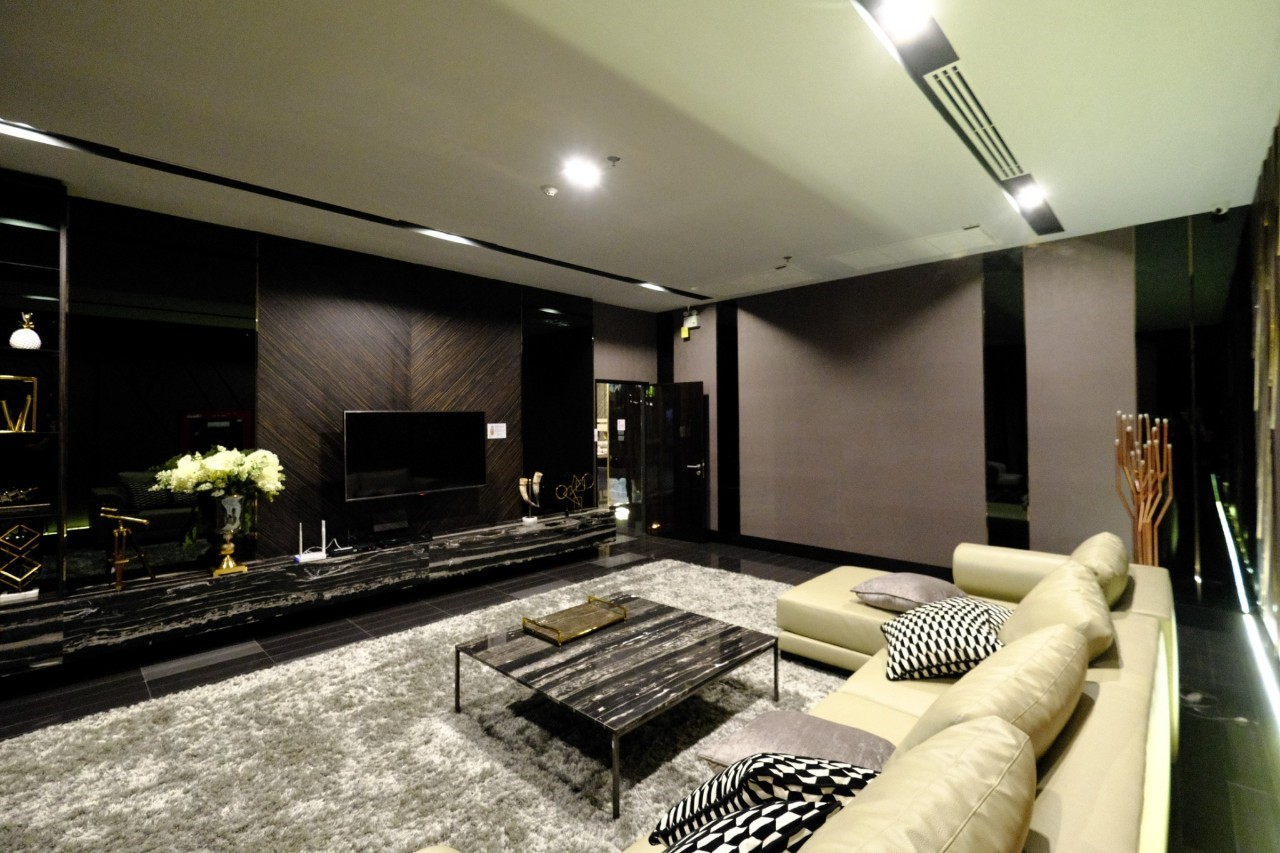 โปรแรง!!! แซงทุกโครง คอนโด Ideo Mobi Bangsue Grand Interchange ห้องใหม่มือ 1 พร้อมโปรโมชั่นจัดหนักลดเป็นล้าน