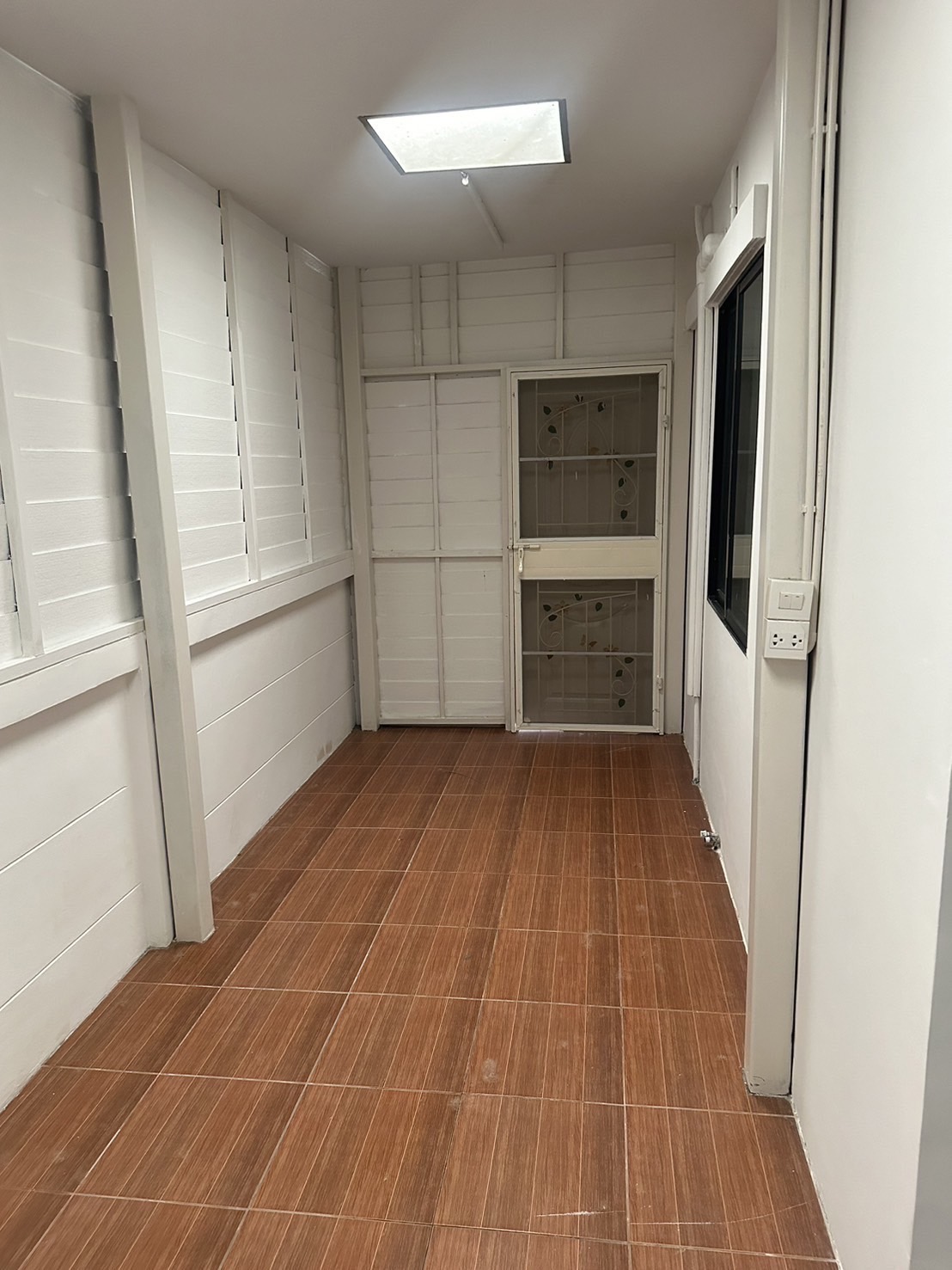 ขายบ้านเดี่ยวรีโนเวทใหม่ทั้งหลัง Baan Fah Piyarom Nesto - บ้านฟ้าปิยรมย์ เนสโต้ ลำลูกกา คลอง 6