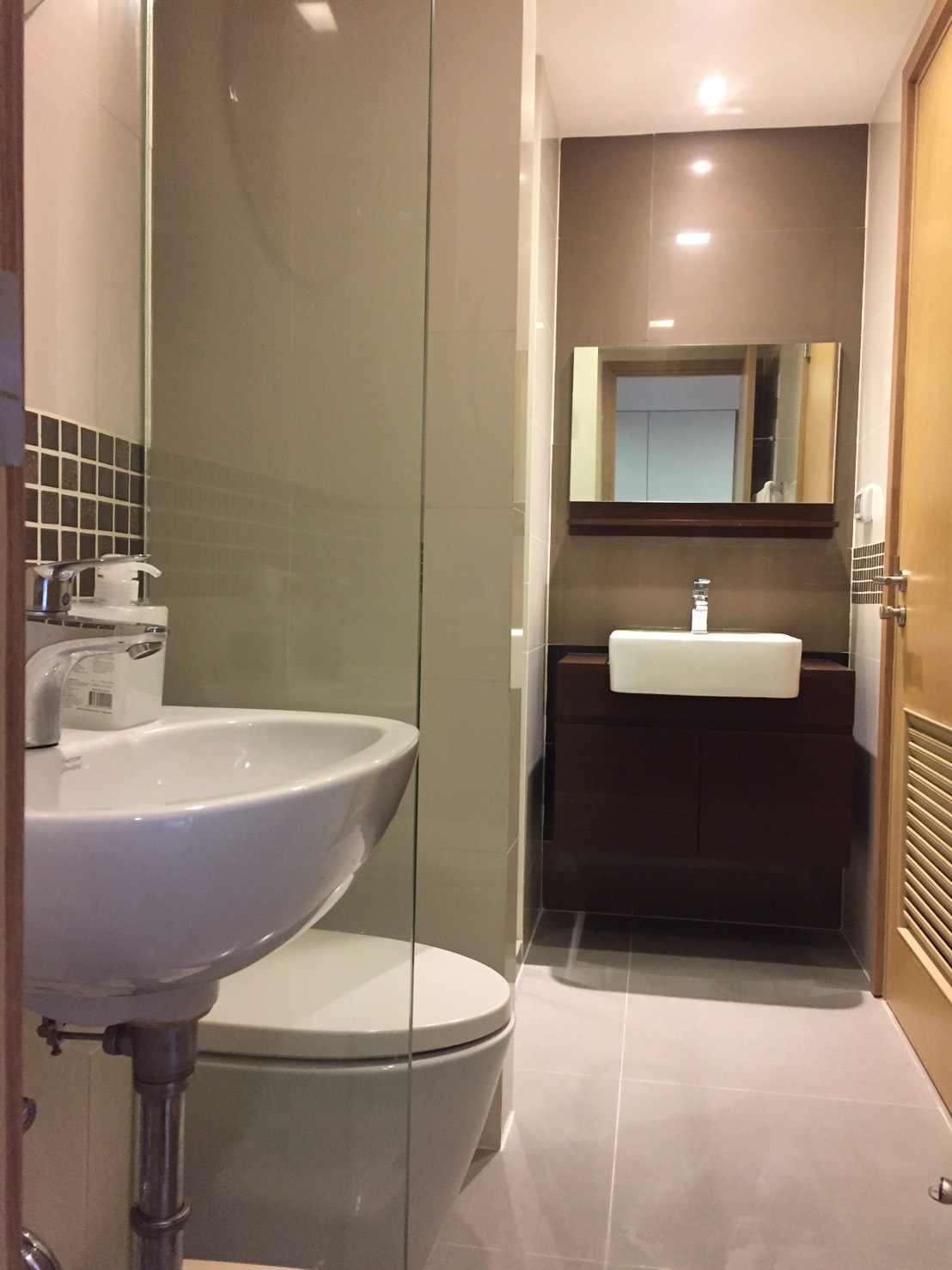 ให้เช่าคอนโด Inter Lux Residence (อินเตอร์ ลักส์ เรซิเดนซ์) 1 ห้องนอน 1 ห้องน้ำ ชั้น 4 ขนาด 34 ตรม. ห้องตกแต่งพร้อมเข้าอยู่