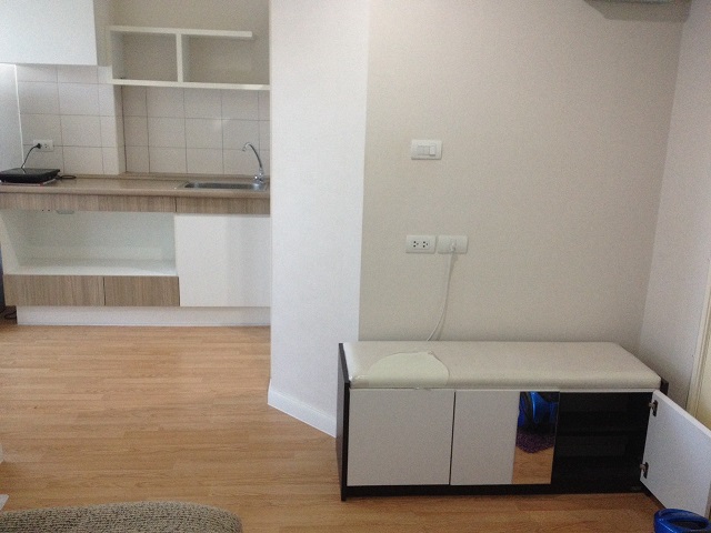 คอนโดให้เช่า Lumpini Ville Ladprow-Chokchai4 ห้อง 1 ห้องนอน ชั้น 4 พื้นที่ 29 ตร.ม เฟอร์นิเจอร์+เครื่องใช้ไฟฟ้าครบ ราคา 8500 /เดือน ใกล้ MRT ลาดพร้าว