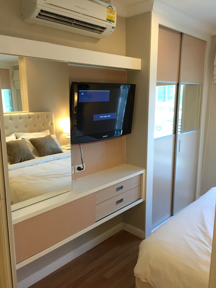 ให้เช่า Lumpini Place Rama 9 - Ratchada ลุมพินี เพลส พระราม 9 แบบ 1 ห้องนอน 1 ห้องน้ำ 1 ห้องครัว ค่าเช่า 18,000 บาท/เดือน