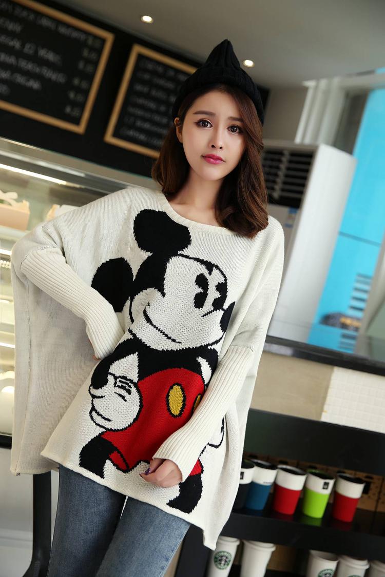 fashion เสื้อกันหนาวไหมพรมแฟชั่น ลายการ์ตูน มิกกี้เม้าส์ สีขาว น่ารักๆ ใส่เที่ยว