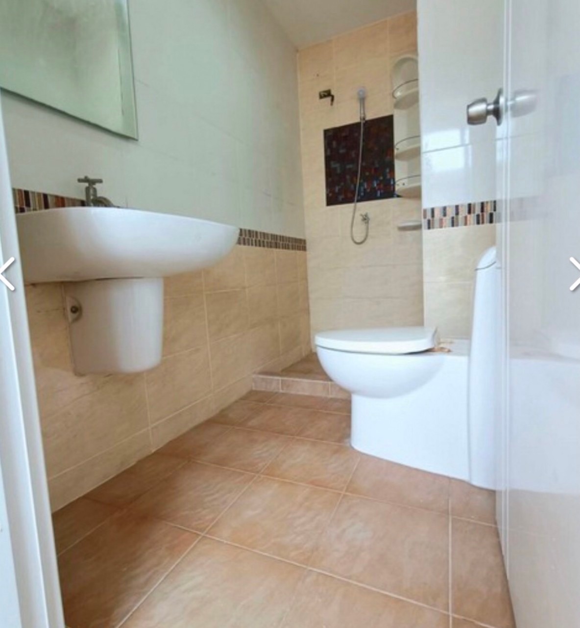 ขายทาวน์โฮม บ้านเลขที่88/48 บางกรวย บางกรวย นนทบุรี หมู่บ้าน กัสโต้ ปิ่นเกล้า-จรัญสนิทวงศ์ 20.7ตารางวา