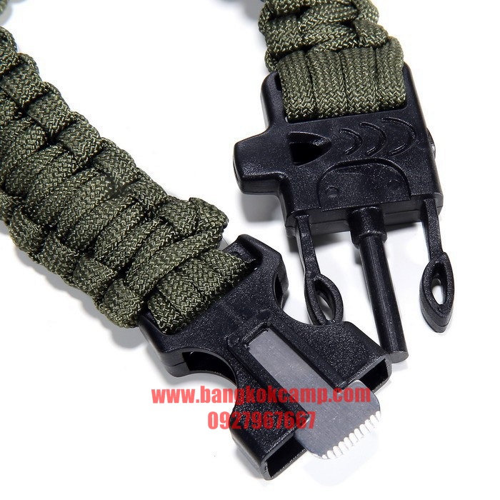 สายรัดข้อมือ (สีเขียว) Survival 550 PARACORD BRACELET ถักจากเชือกพาราคอด PARACORD550 รุ่นใหม่มีแท่งจุดไฟ+นกหวีด สีเขียว