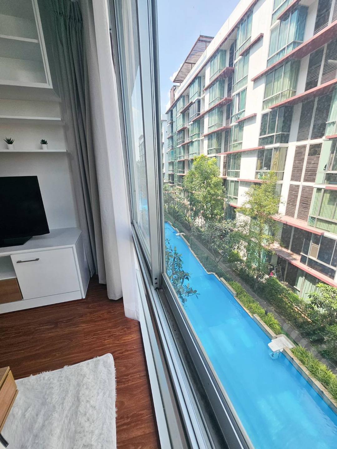 🔥 ขายคอนโดรีโนเวทใหม่ พร้อมเข้าอยู่! 🔥 The IRIS Rama 9 - Srinakarin (ดิ ไอริส พระราม 9 - ศรีนครินทร์)