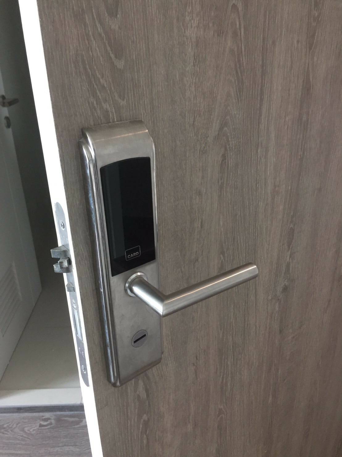 ขายคอนโดพร้อมผู้เช่าสัญญาเช่า 1 ปี โครงการ Zelle Rattanathibet (เซล รัตนาธิเบศร์) 1 ห้องนอน 1 ห้องน้ำ ขนาด 32ตารางเมตร