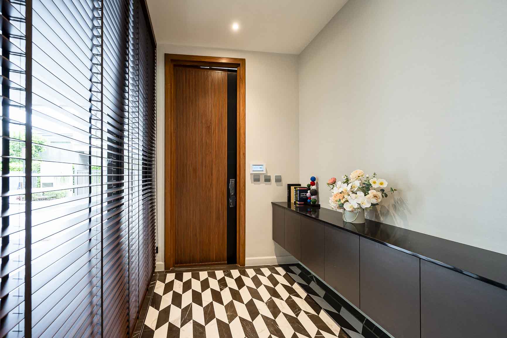 ✨ ให้เช่าบ้านเดี่ยวสุดหรู 3 ชั้น โครงการ BuGaan Pattanakarn (โครงการ บูก้าน พัฒนาการ) จากแสนสิริ 🏡 สไตล์ Modern Luxury พร้อม สระว่ายน้ำส่วนตัวบนชั้น 2 ✨