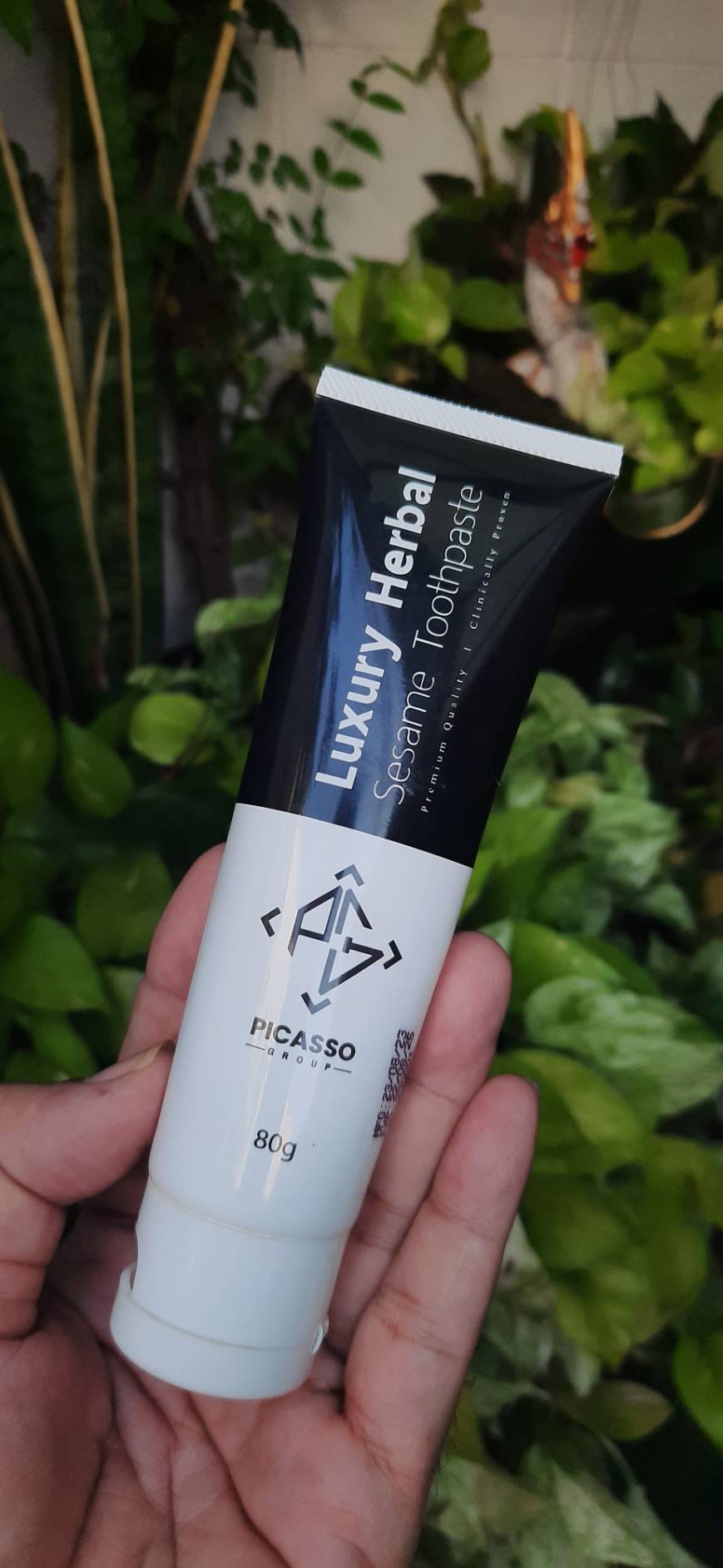 ยาสีฟันงาดำ ระงับกลิ่นปาก 80g. (1แถม1)