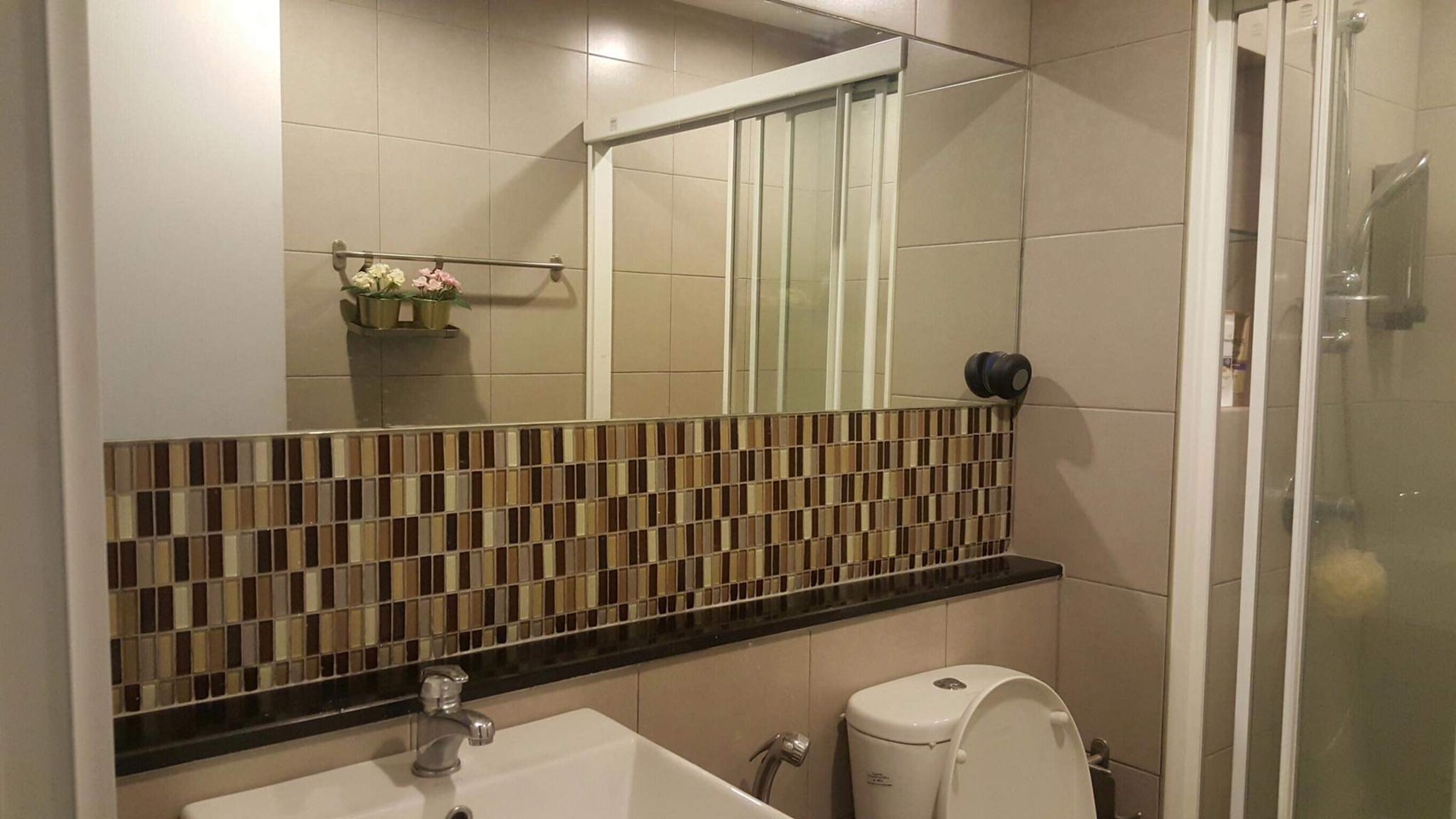 ปล่อยเช่าคอนโด Hallmark Chaengwattana (ฮอลล์มาร์ค แจ้งวัฒนะ ) 1 ห้องนอน 1 ห้องน้ำ 1 ห้องนั่งเล่น เป็นครัวเปิด มีระเบียง