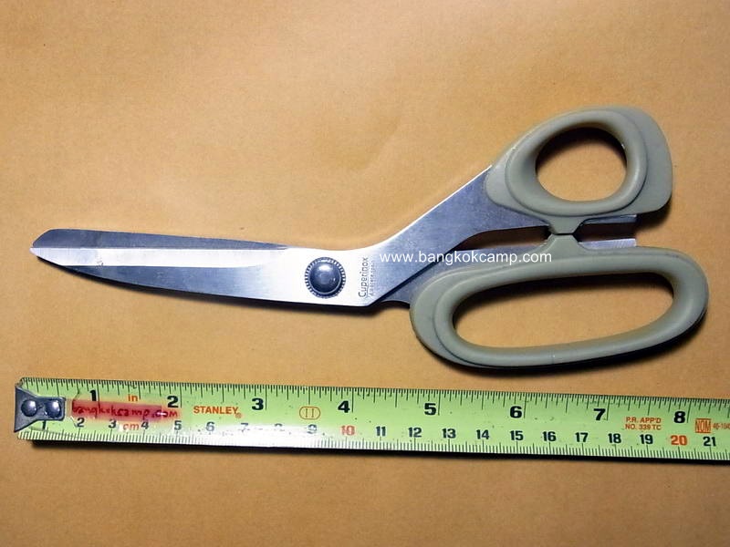 กรรไกรสเปน Cuperinox ตราถังเบียร์ ขนาด10.5นิ้ว ....วัสดุ INOX ......Albacete, Made in Spain ใหม่เก่าเก็บ (สีเทา)