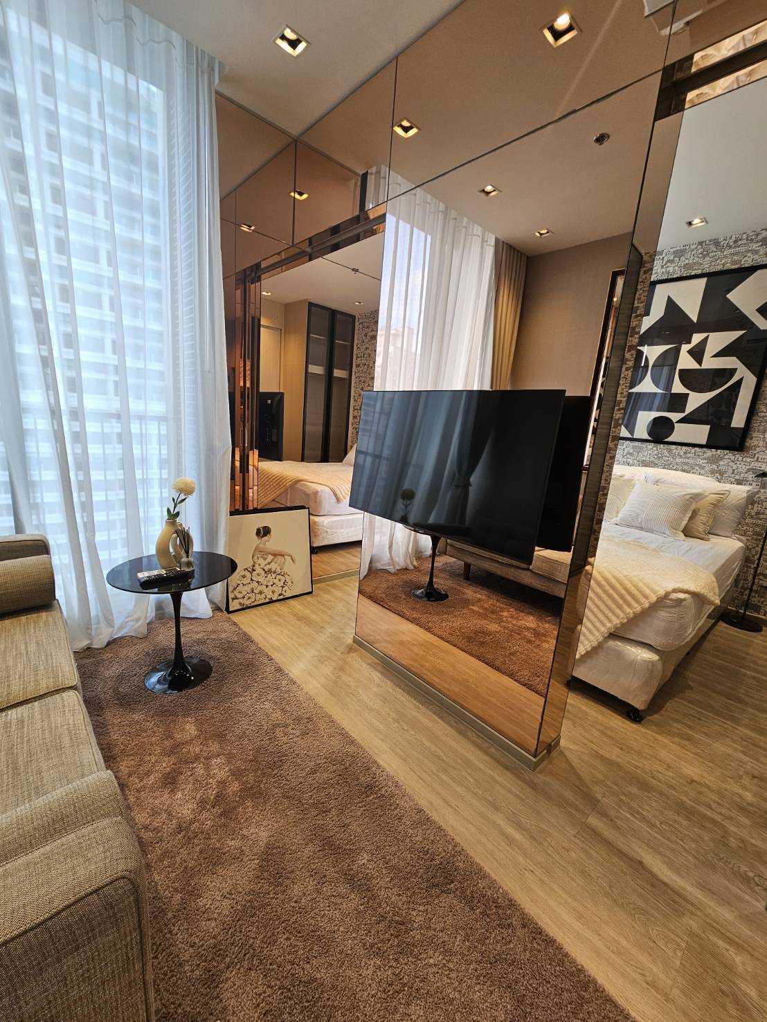 ให้เช่าคอนโด Noble State 39 : โนเบิล สเตท 39 1 ห้องนอน 1 ห้องน้ำ ขนาด 30 ตรม ชั้น 19 ห้อง 117 ห้องแต่งครบพร้อมเข้าอยู่