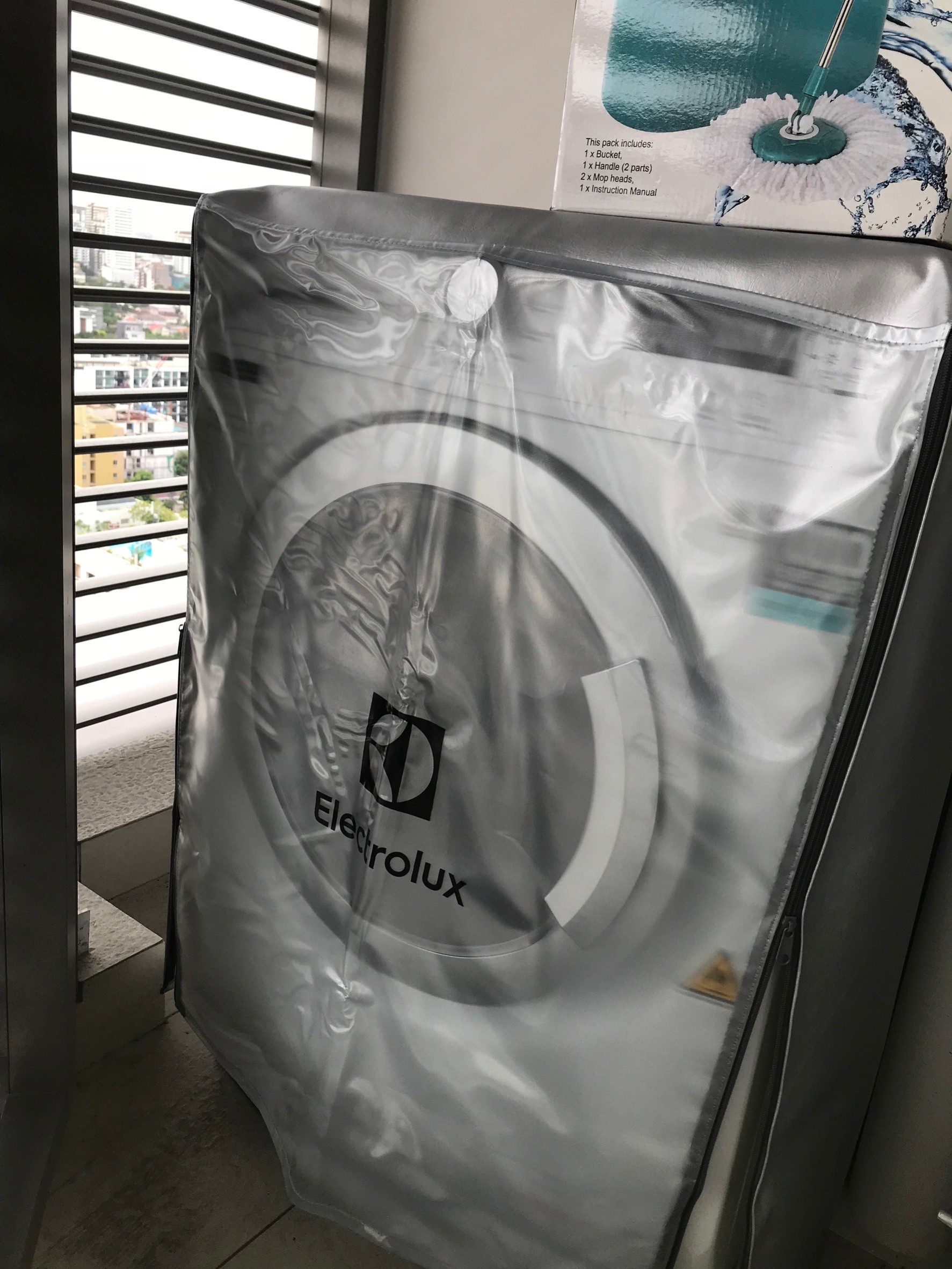 ให้เช่าคอนโด The Lofts Ekkamai (เดอะ ล็อฟท์ เอกมัย) ห้องดูเพล็กซ์ 1 ห้องนอน ขนาด 48 ตารางเมตร ชั้น 22 ห้องแต่งครบพร้อมเข้าอยู่