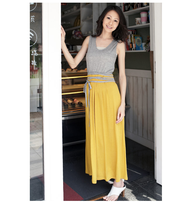 maxi dress ชุดเดรสยาวแฟชั่นแขนกุด ใส่เที่ยว ใส่ทำงาน ผ้าคอตตอน มีสายผูกเย็บติดในตัว สีเทา เหลือง เท่ห์ๆ Asia Street Fashion
