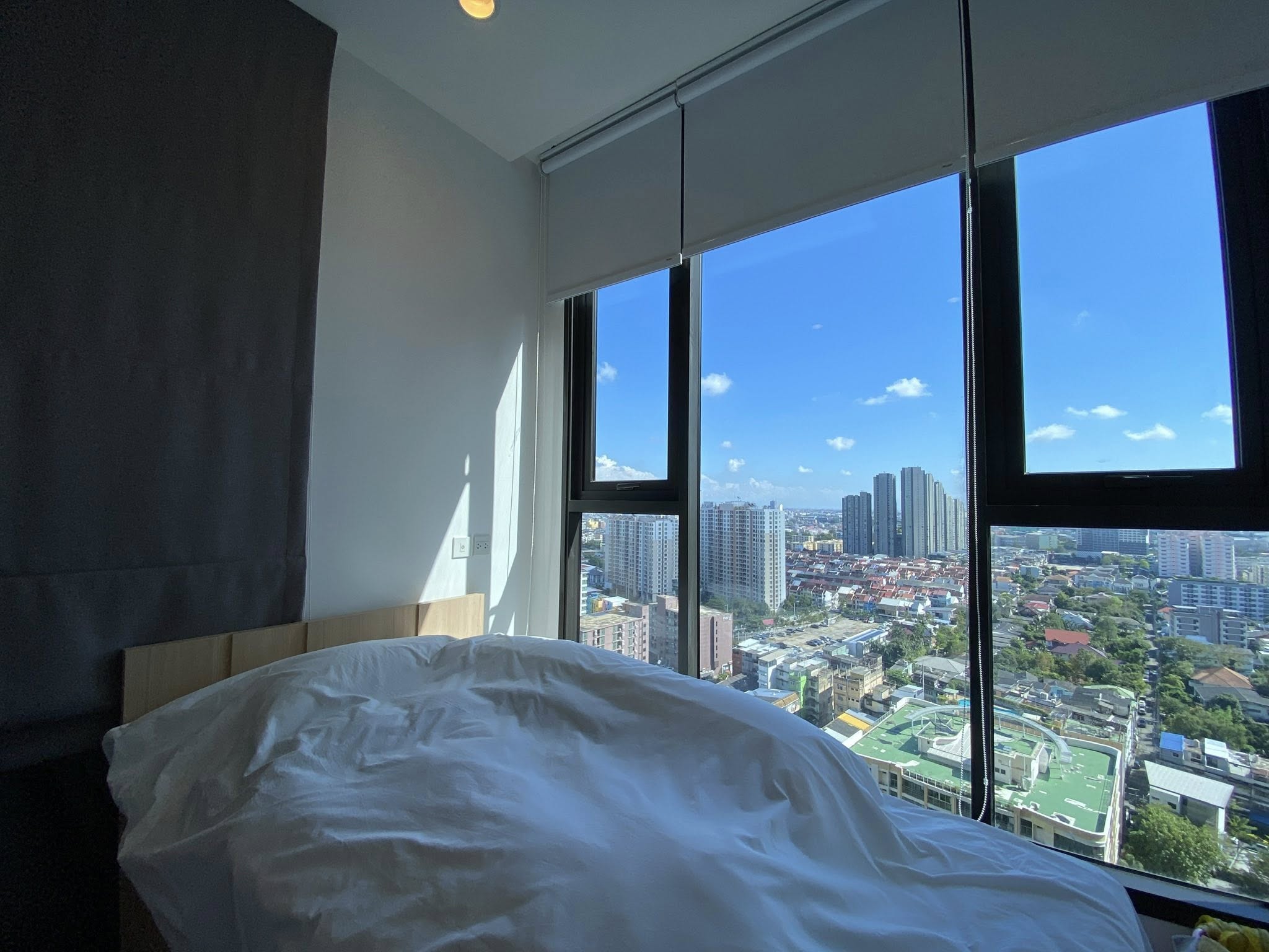 ให้เช่าคอนโด Whizdom Essence Sukhumvit 101 (วิสซ์ดอม เอสเซนส์ สุขุมวิท 101) ✨ อยู่ติด True Digital Park | เดินเพียง 300 เมตรถึง BTS ปุณณวิถี ผ่านทาง Skywalk!