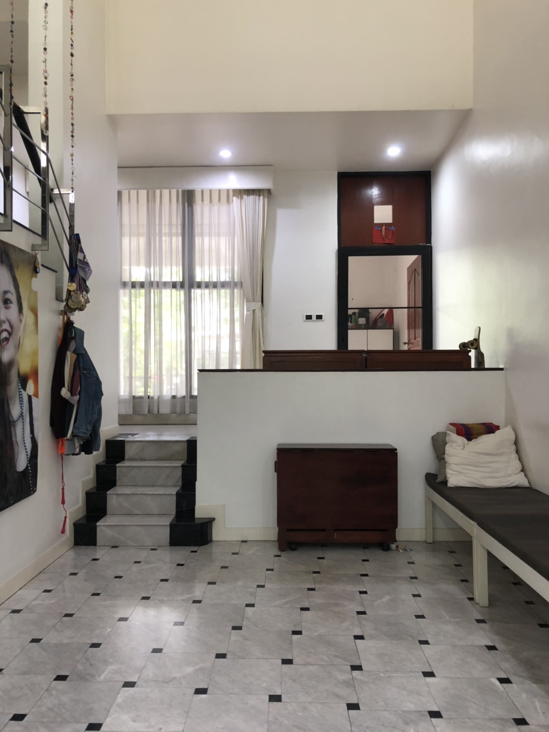 ขาย / เช่าบ้านทาวน์เฮ้าส์ ที่หมู่บ้านโฮมเพลส สุขุมวิท71 Moo Baan Home Place 4 ชั้น 4 ห้องนอน 4 ห้องน้ำ