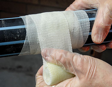 Surface Armor Wrap ชุดเทปซ่อมท่อแตกรั่วฉุกเฉิน ท่อรั่วซึม สึกกร่อน ทำจากผ้าที่มีความหนาแน่นสูงและเคลือบด้วยเรซินโพลียูรีเทน (096-6404746 มณีรัตน์)