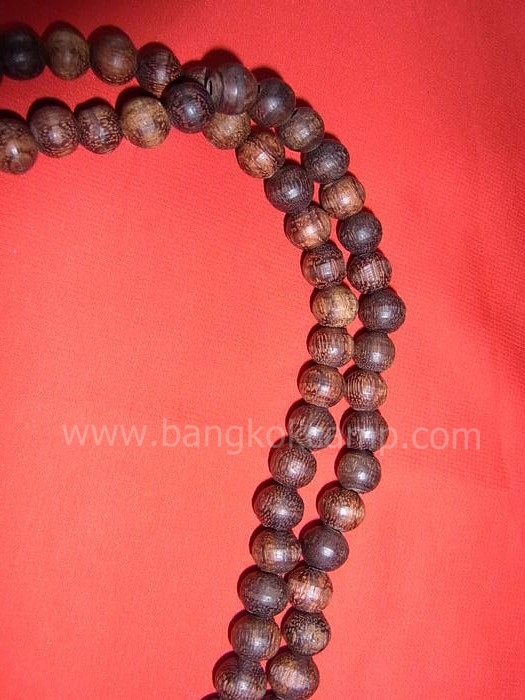 ไม้มงคลหายาก... ประคำ(ไม้แก่นมะขาม) ลายสวย ขนาด9มิล.ยาว17นิ้ว พร้อมหัวขุน...ไม้แก่นมะขามแท้ทุกเม็ด (CN008)