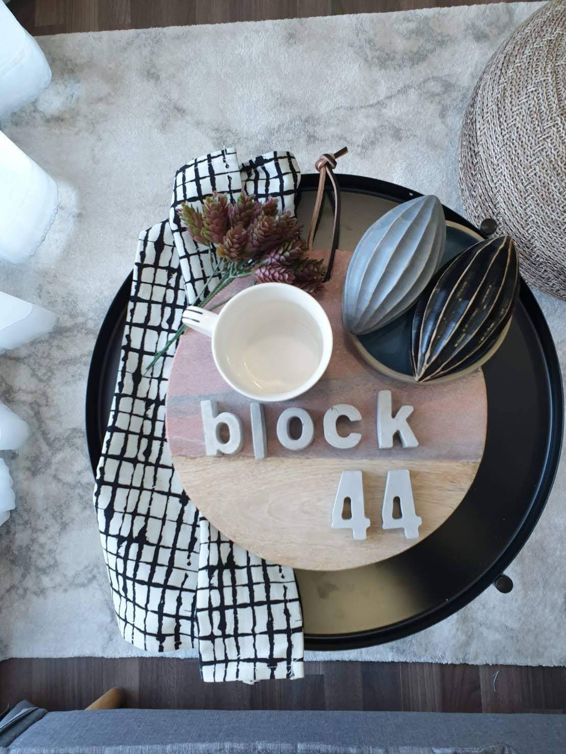 ขายคอนโดมือหนึ่งโครงการ บล็อค 44 คอนโดมิเนียม (Block 44 Condominium) เพียง 500 ม.ถึง BTS กรมป่าไม้ ราคาเริ่มต้นที่ ตารางเมตรละ 90,000*