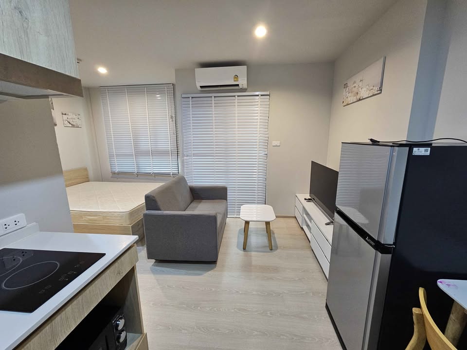 ให้เช่าคอนโด นิว โนเบิล งามวงศ์วาน / For Rent Nue Noble Ngamwongwan (English below)