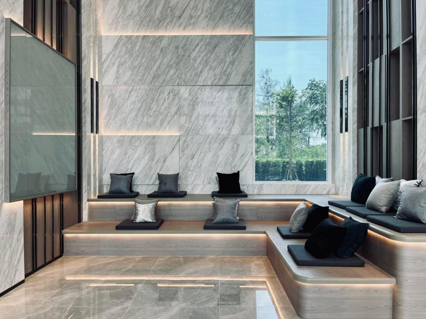 ให้เช่าคอนโด Supalai Veranda Ramkhamhaeng (ศุภาลัย เวอเรนด้า รามคำแหง) - 2 ห้องนอน; 2 ห้องน้ำ; ครัวแยก; ห้องมุม