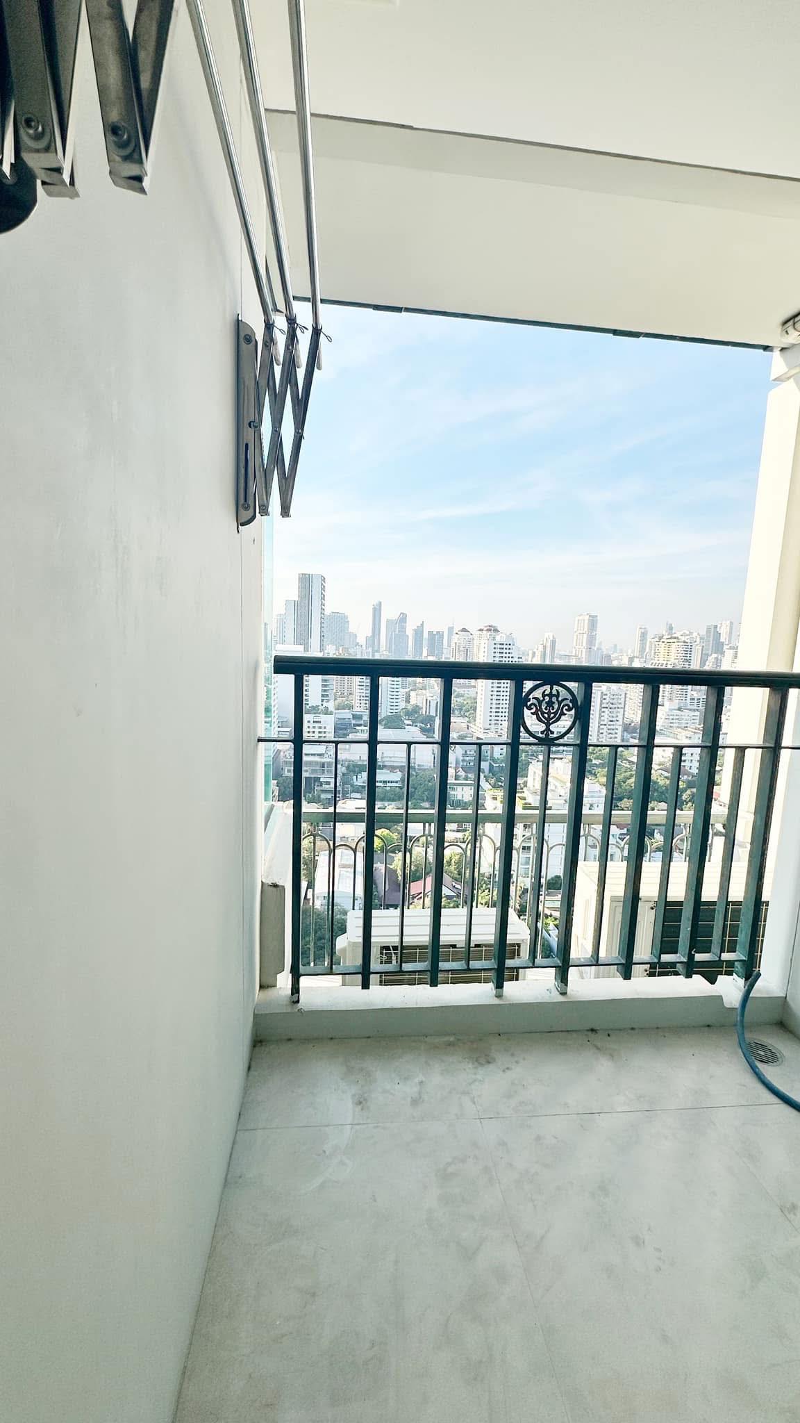 ให้เช่าคอนโด ไอวี่ ทองหล่อ / For Rent Ivy Thonglor (English below)
