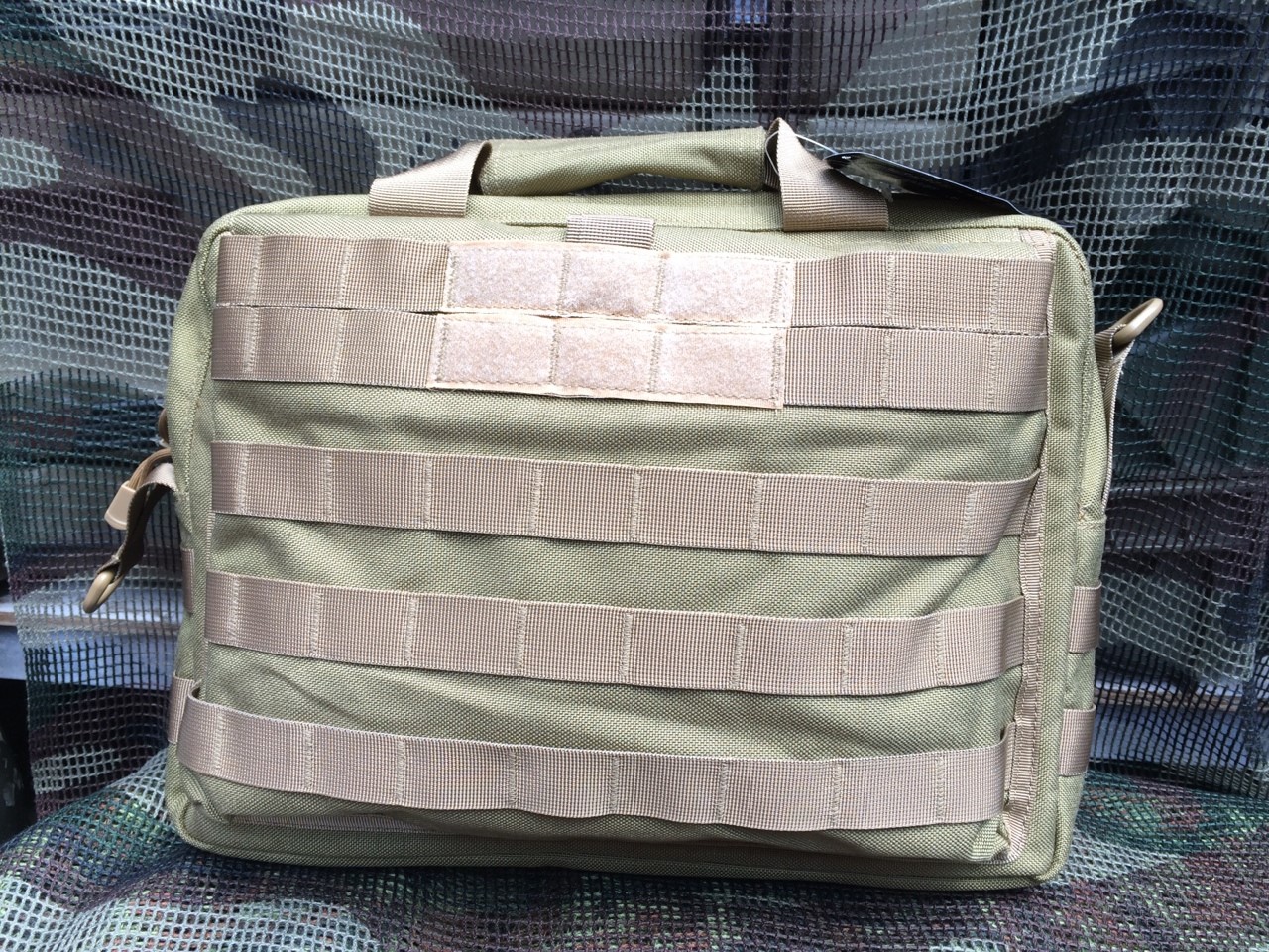 กระเป๋าซ่อนปืนขนาดใหญ่สะพายข้าง ผ้าคอร์ดูร่า 14 x 11 x 3.5 นิ้ว