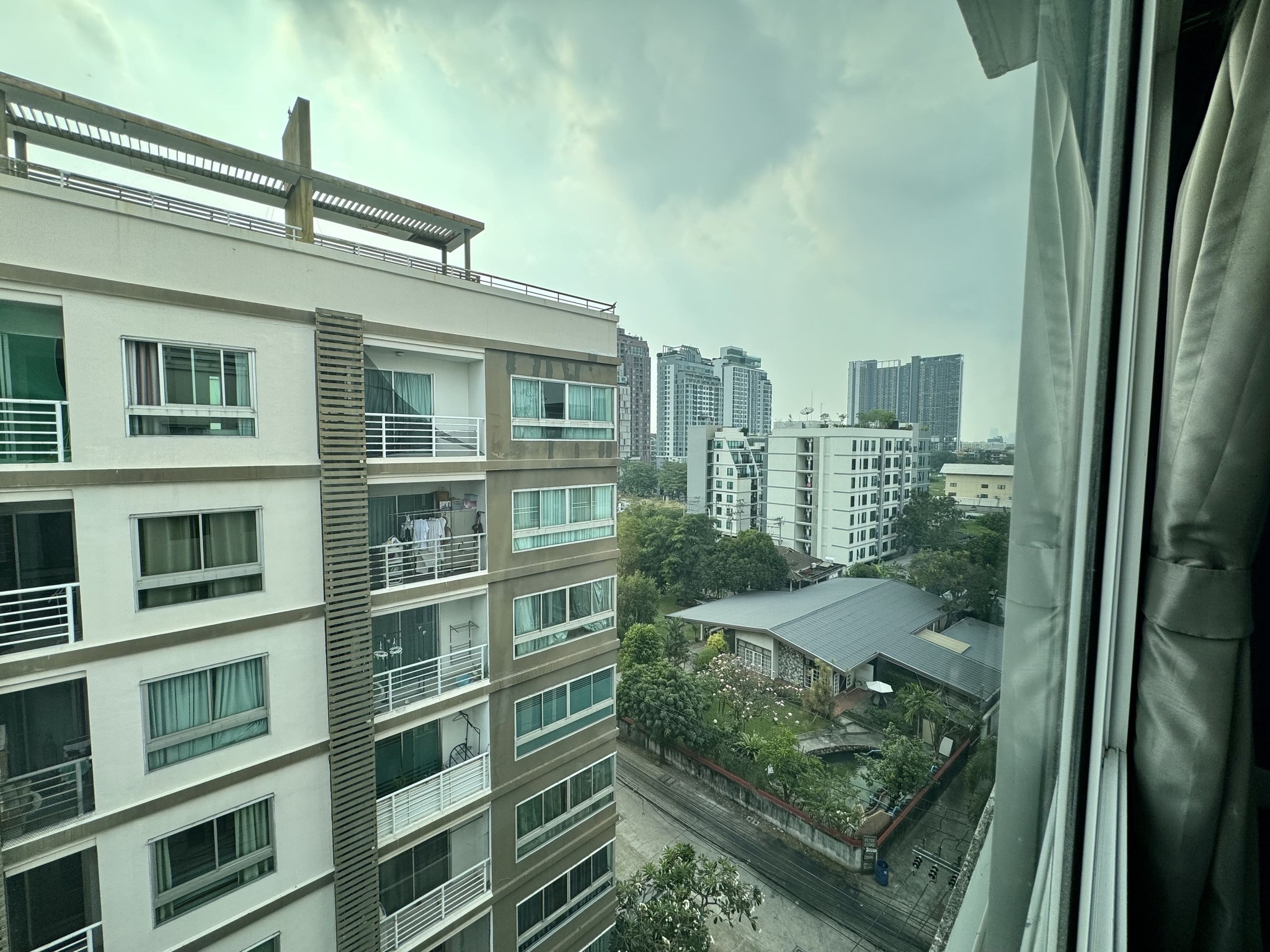 ขายถูก! คอนโด Notting Hill Sukhumvit 107 (น็อตติ้ง ฮิลล์ สุขุมวิท 107) เพียง 1.3 ล้านบาทเท่านั้น!!