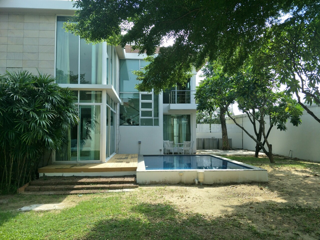 ห้เช่าบ้านเดี่ยว หมู่บ้าน นวธานี โซน เรสซิเดนซ์ Navatanee Residence หมู่บ้าน Luxury โครงการ อยู่ติดถนนเกษตร-นวมินทร์ตัดใหม่ ว่าง