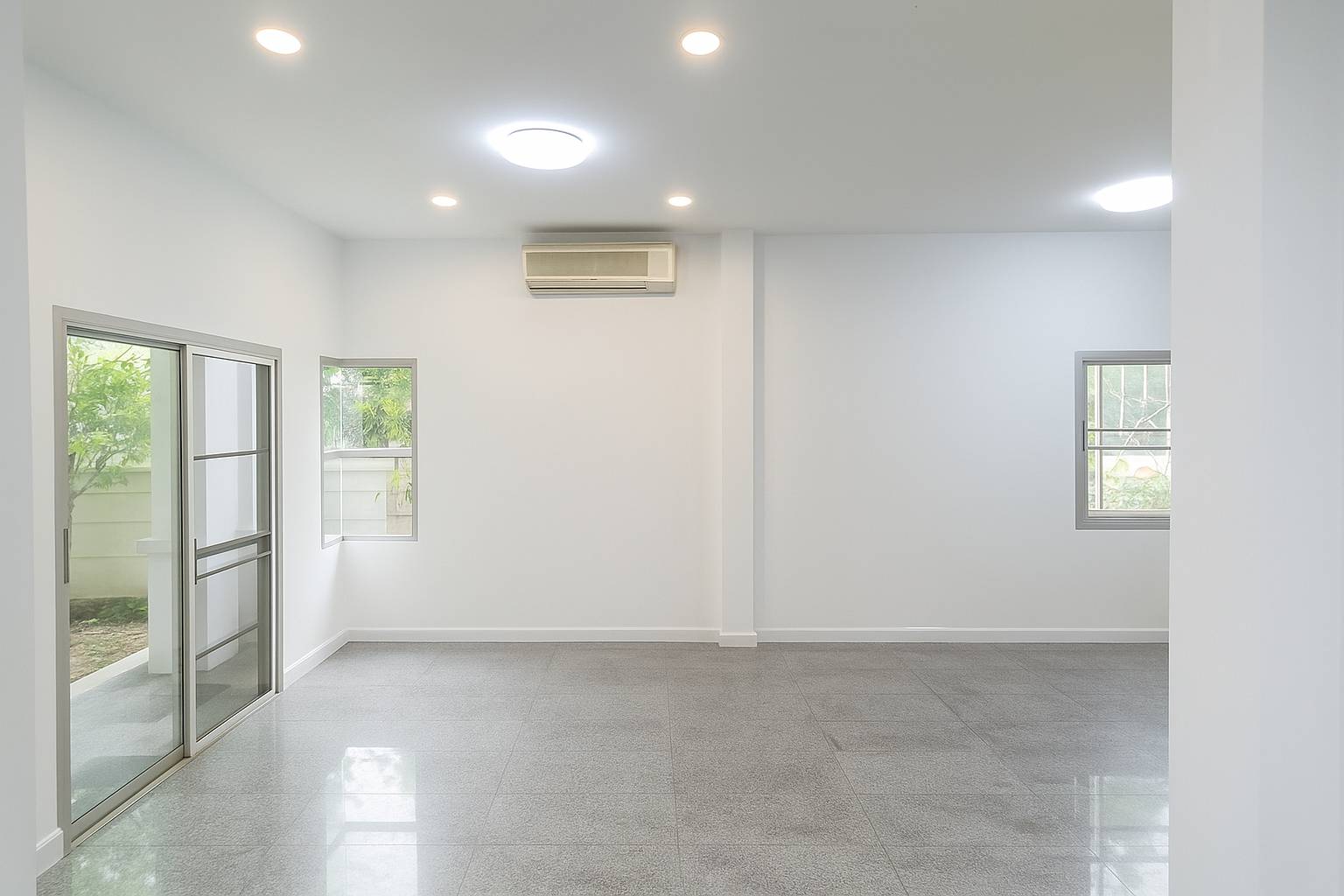 ขายบ้านเดี่ยว 2 ชั้น หมู่บ้านแมกไม้ ออเงิน สุขาภิบาล 5 (ซอย เพิ่มสิน 2 ) ราคา 5 ล้าน 3 ห้องนอน 2 ห้องน้ำ 1 ห้องแม่บ้าน ห้องน้ำในตัว