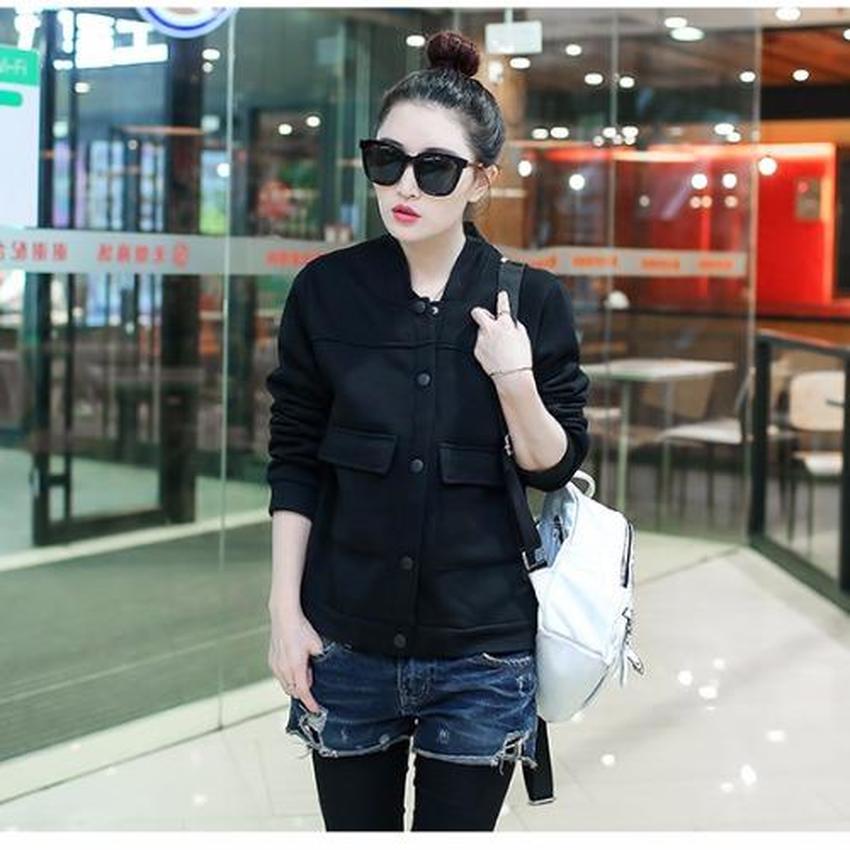 KK เสื้อคลุมแขนยาว สไตส์เกาหลี กระเป๋าหน้า สีดำ รุ่น AW390(L)