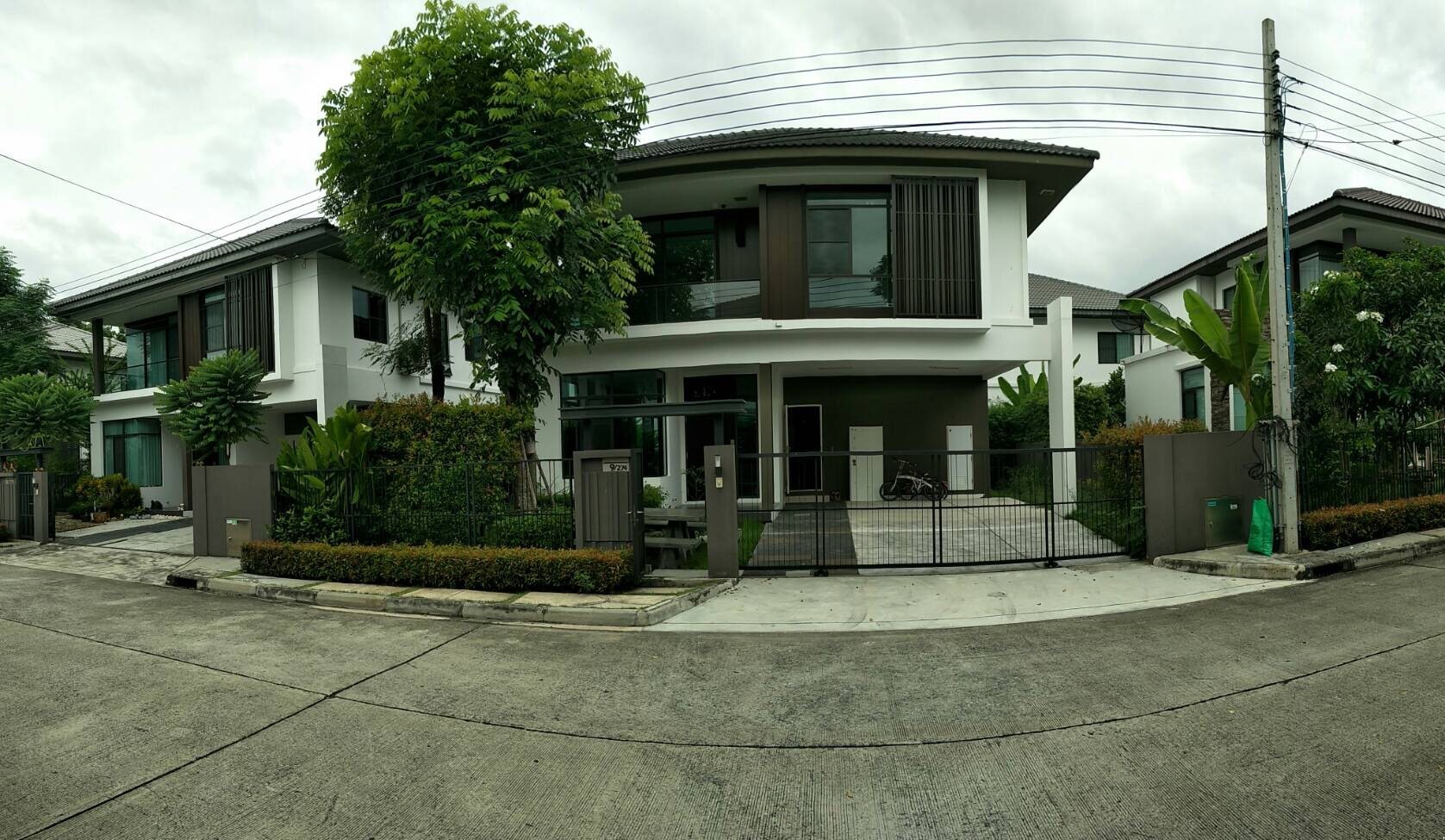 ขายบ้านเดี่ยว 2 ชั้น หมู่บ้านมัณฑนา รามอินทรา-วงแหวน Manthana Ramintra-Wongwean 3 ห้องนอน 3 ห้องน้ำ