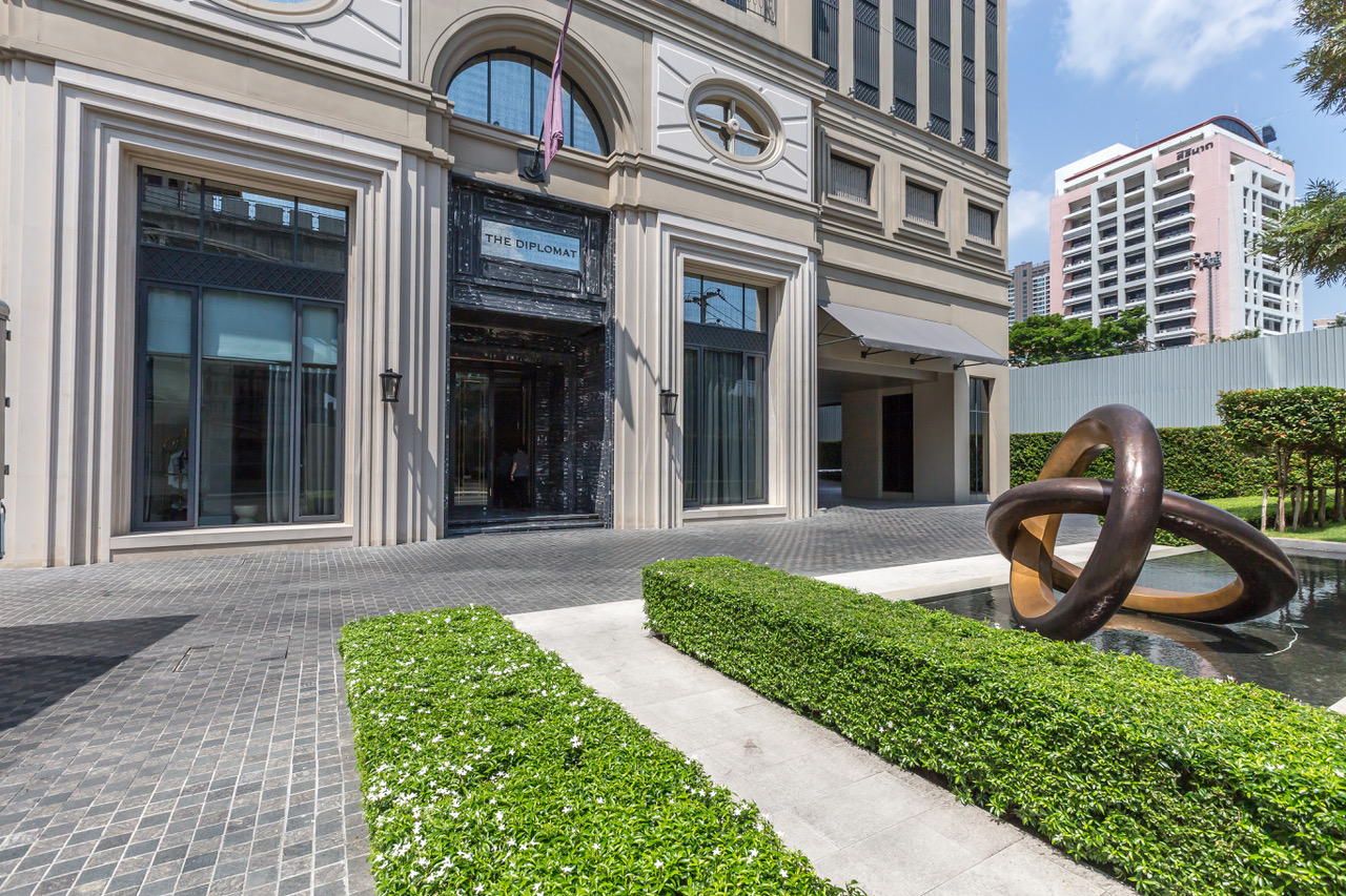 ให้เช่าคอนโด The Diplomat Sathorn (เดอะ ดิโพลแมท สาธร) 1 ห้องนอน 1 ห้องน้ำ ขนาด 45 ตรม