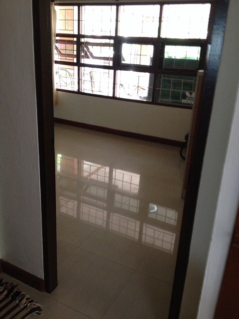 ขายบ้านเดียวหมู่บ้าน ลภาวัน โครงการ 9 ถนนเลียบคลองแอน 4 ห้อง 3 ห้องน้ำ 1 ห้องนั่งเล่น 1 ห้องโถง 1 ห้องครัว 1 ห้องทานอาหาร พื้นที่ 89 ตร.ว ถนนราชพฤกษ์