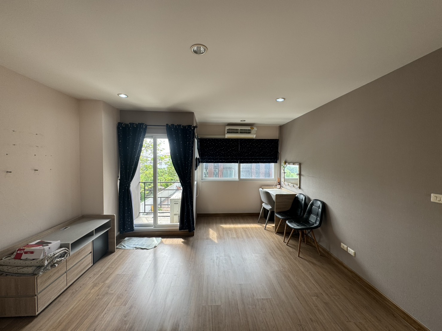 รหัสทรัพย์ 53645 ขายถูกพื้นที่ 62 ตร.ม. ราคา 2,100,000 บาท คอนโด The Trend ซอย คู้บอน 16/1 ถนนคู้บอน โครงการเดอะ เทรนด์ คอนโดทาวน์ (The Trend Condo town)