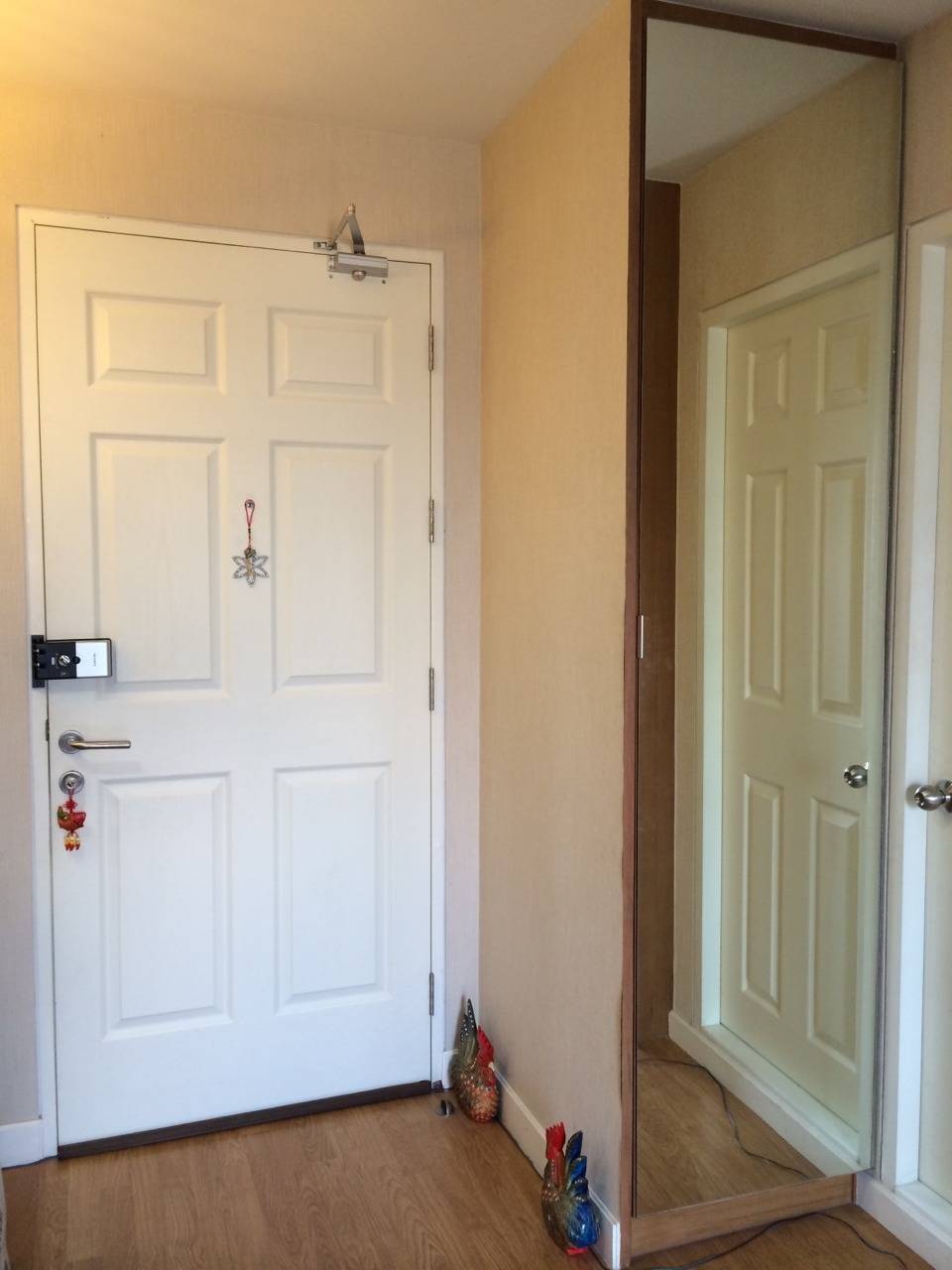 ขาย คอนโด U-delight@Huai kwang พร้อมอยู่ Fully Furnished ราคา 3.8 ล้าน ค่าโอนคนละครึ่ง 1 Bedroom : พื้นที่ 43 ตร.ม.ห้องทิศตะวันออก ตึก C, ชั้น 14, ห้องมุม