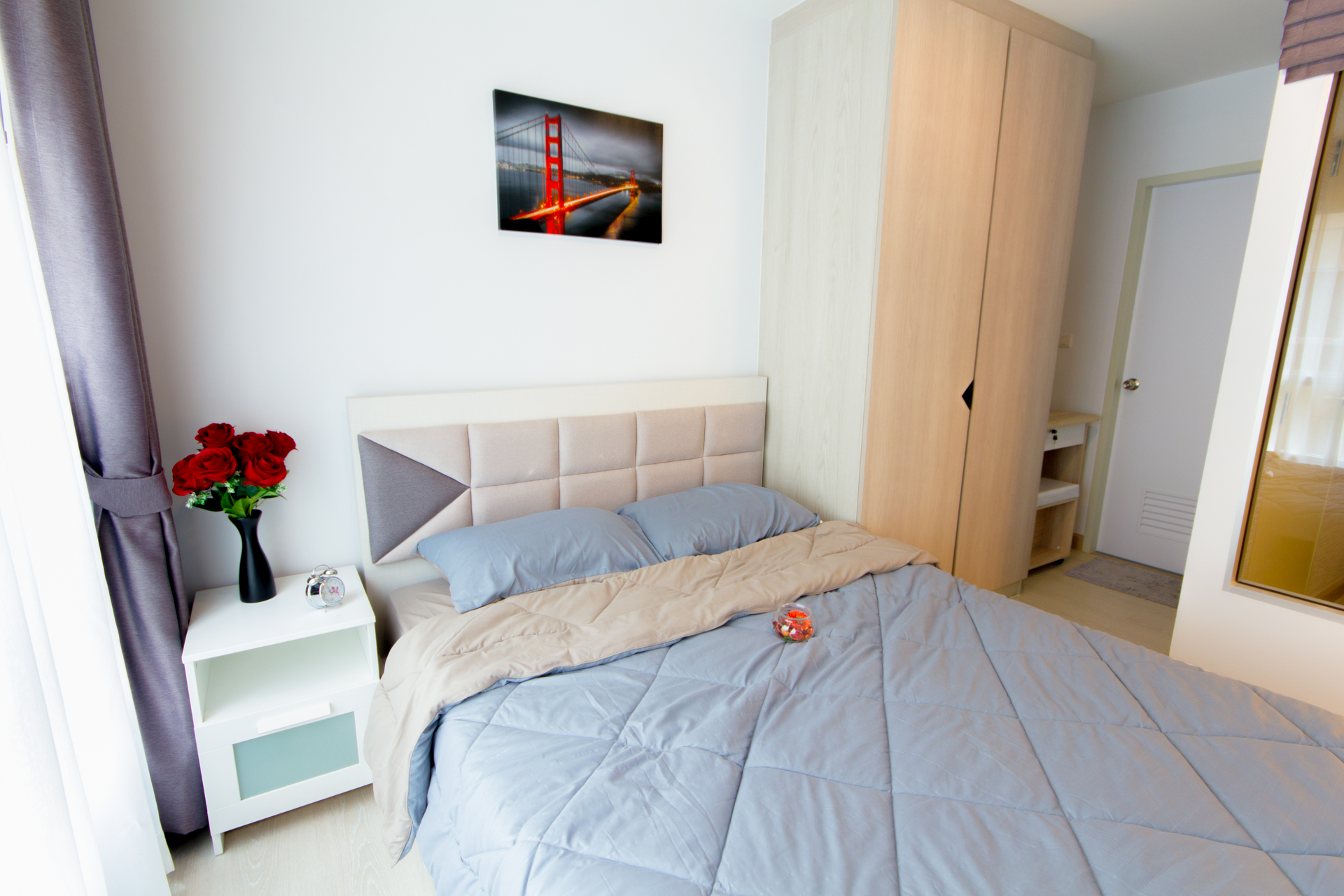 ขายคอนโดThe Kith Plus Sukhumvit 113 (เดอะ คิทท์ พลัส สุขุมวิท 113) 2 ยูนิต ตกแต่งครบพร้อมเข้าอยู่ ยูนิตที่1 แบบ 1 ห้องนอน 1 ห้องน้ำ ตึก A ชั้น 3