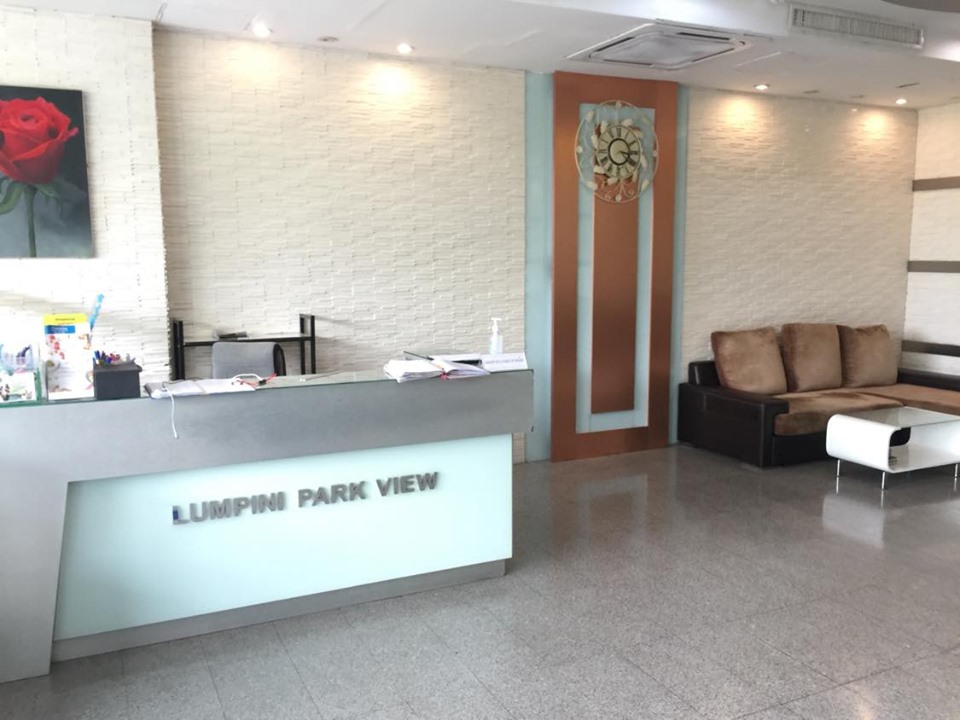 ให้เช่าคอนโด Lumpini Park View (ลุมพินี พาร์ค วิว) ห้องสตูดิโอ ขนาด 36 ตรม 1 ห้องน้ำ ชั้น 22 (ห่างสถานีรถไฟฟ้า ลุมพินี 1 นาที)