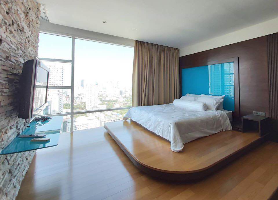 ให้เช่าคอนโด Fullerton Sukhumvit ฟูลเลอตัน สุขุมวิท 3 ห้องนอน 3 ห้องน้ำ 137 ตรม ชั้น 27 ห้องแต่งครบพร้อมเข้าอยู่ ราคาเช่า 80,000 บาทต่อเดือน