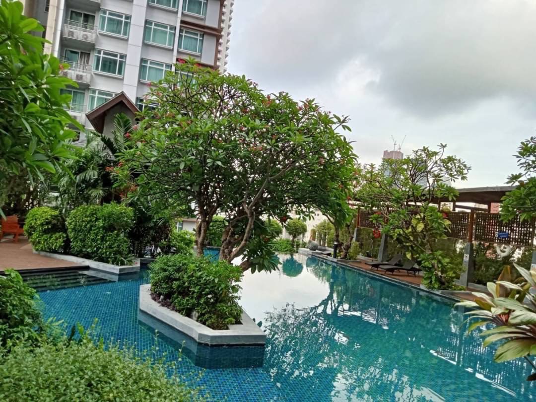 ให้เช่า คอนโดให้เช่า ที่ Circle Condominium (เซอร์เคิล คอนโดมิเนียม) 1 ห้องนอน 1 ห้องน้ำ ขนาด 40 ตรม. ชั้น 38 ตึก 2 วิวโล่ง