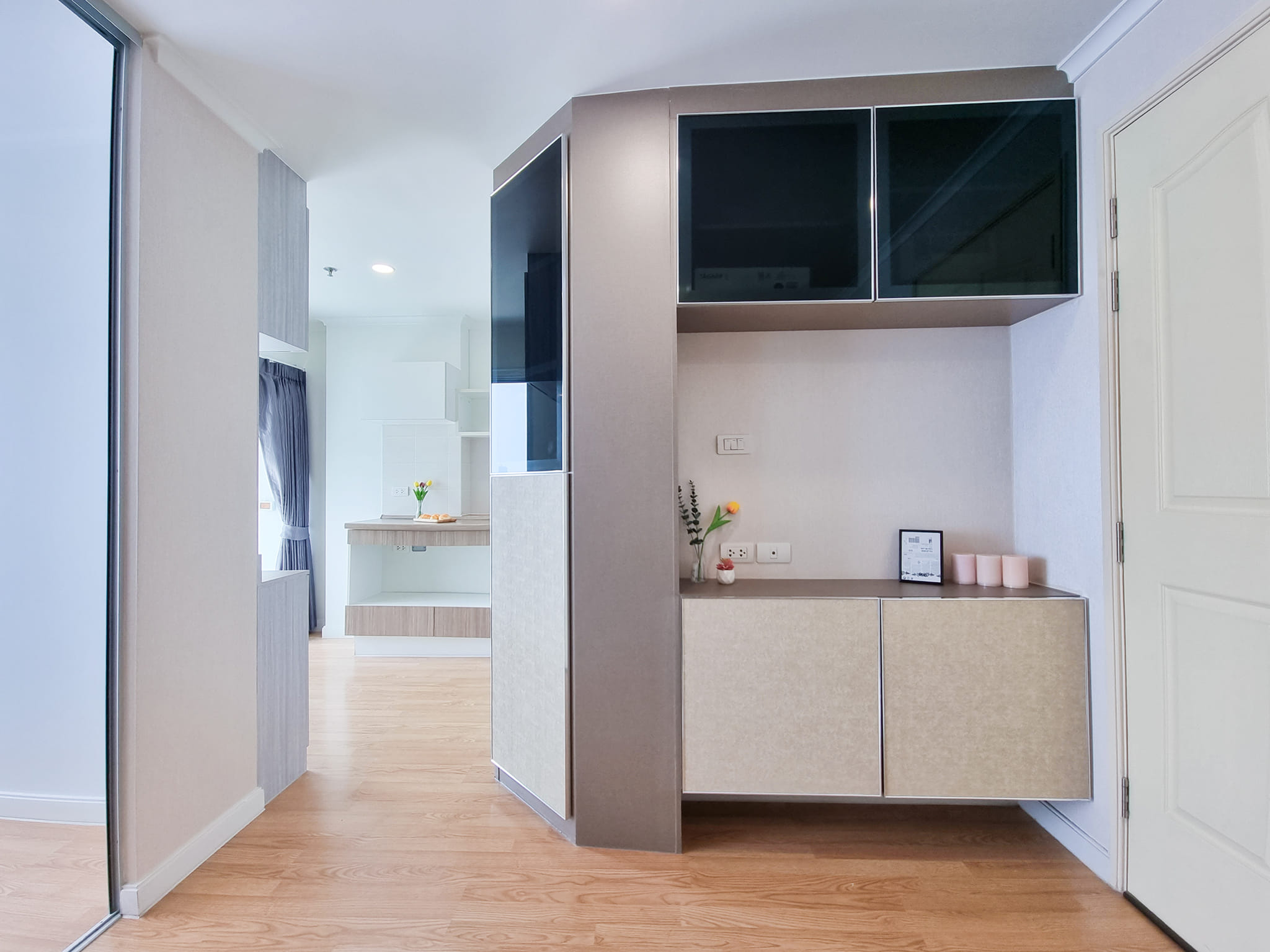 ขายคอนโด Lumpini Ville Latphrao - Chokchai 4 (ลุมพินี วิลล์ ลาดพร้าว - โชคชัย 4) 1 ห้องนอน 1 ห้องน้ำ ขนาด 28 ตร.ม.