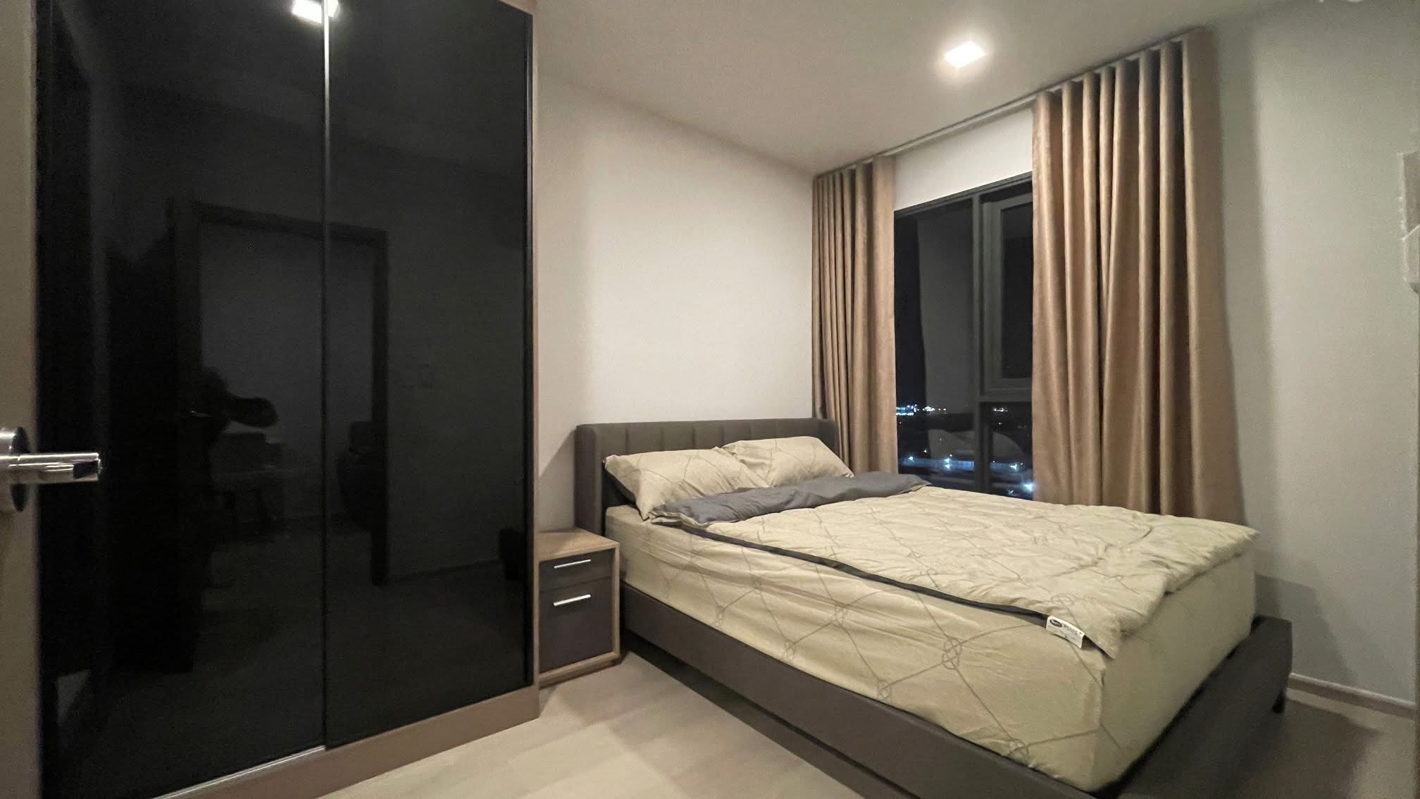 ด่วน! ให้เช่าคอนโด Life พหล-ลาดพร้าว (Life Phahon - Ladprao) ตรงข้ามเซ็นทรัลลาดพร้าว ห้องมุม วิวสวย ใหม่แกะกล่อง เฟอร์ครบ