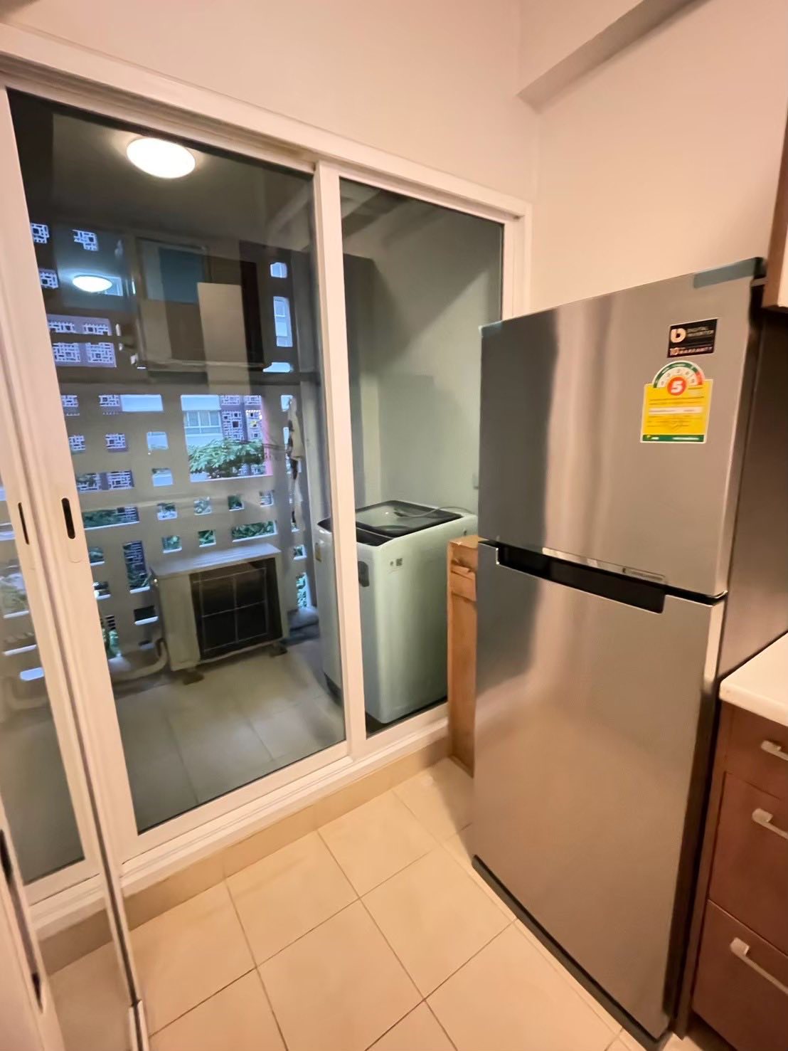 ให้เช่าคอนโด ไอบิซ่า คอนโด อาร์ซีเอ / For Rent Ibiza Condo RCA (English below)