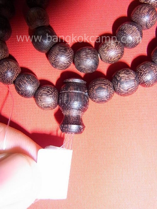 ไม้มงคลหายาก... ประคำ(ไม้แก่นมะขาม) ลายสวย ขนาด10มิล.ยาว18.5นิ้ว ...ไม้แก่นมะขามแท้ทุกเม็ด (CN009)