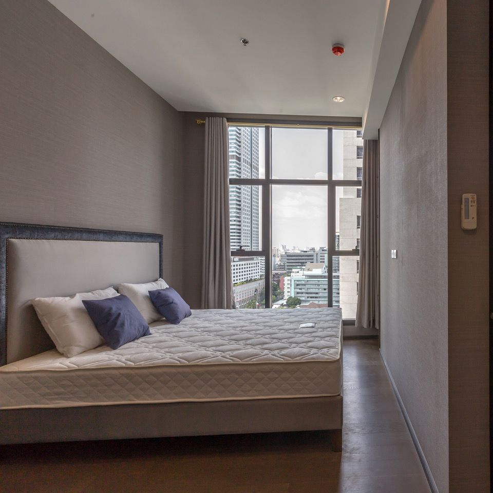 ให้เช่าคอนโด The Diplomat Sathorn (เดอะ ดิโพลแมท สาธร) 1 ห้องนอน 1 ห้องน้ำ ขนาด 45 ตรม