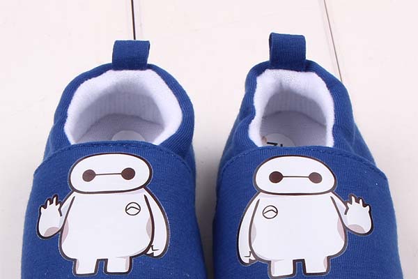 รองเท้าเด็กวัยหัดเดิน สีน้ำเงิน ลาย BIGHERO