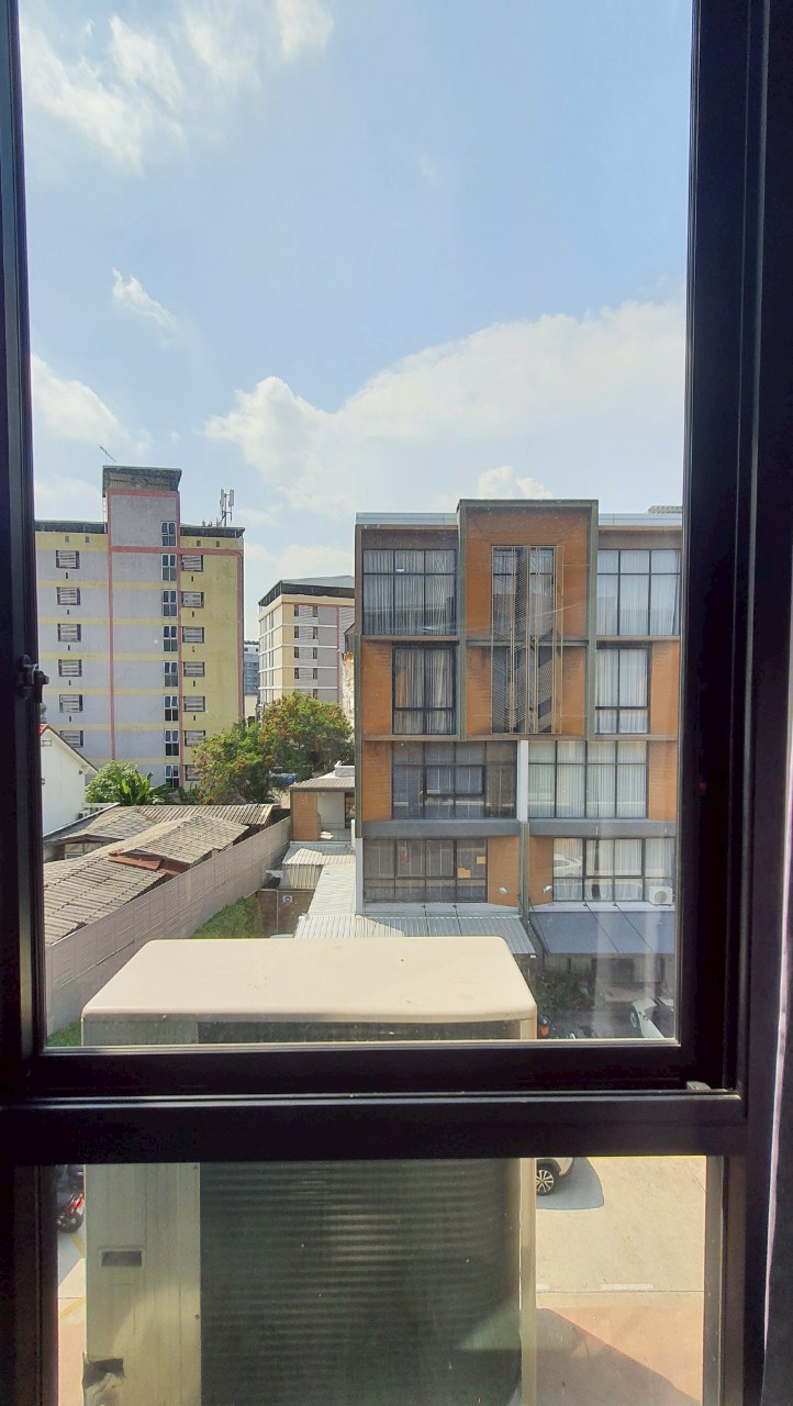 ขาย / เช่า โฮมออฟิศโครงการ เดอะ ไพรด์ สุขุมวิท 77 - The Pride Sukhumvit 77 4 ชั้นครึ่ง