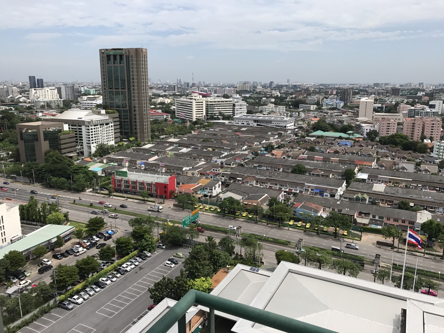 ขายคอนโด Supalai Park Kaset (ศุภาลัย ปาร์ค เกษตร) ห้องสตูดิโอ ชั้น 23 ขนาด 35 ตรม. วิวสวย